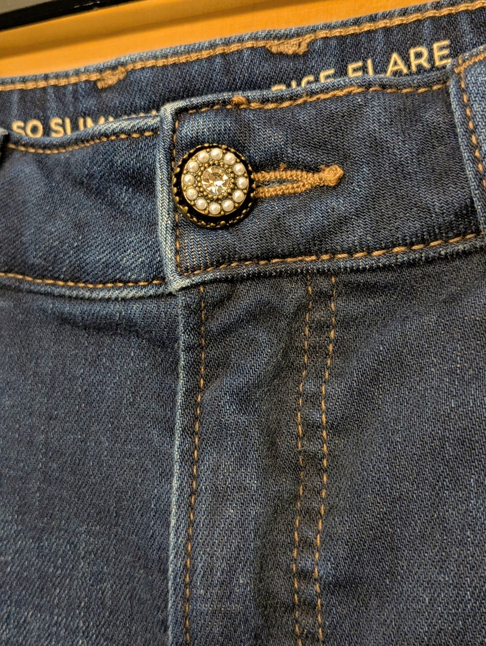 Chicos So Slimming High Rise Flare Jeans Blue Women's 1P, US 8P Boho Retro Chic - Picture 4 of 13